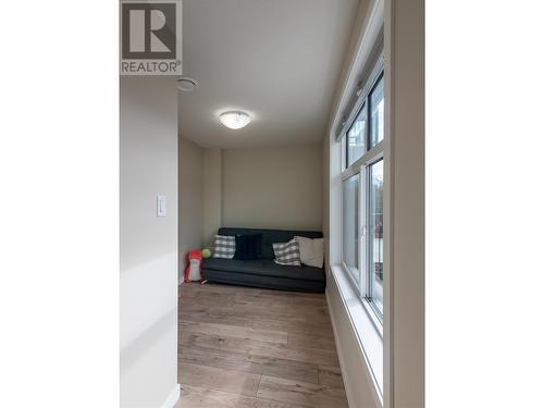 388 Eckhardt Avenue E Unit# 106, Penticton, BC - Indoor Photo Showing Other Room