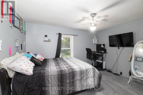 18224 Telephone Road, Quinte West, ON - Indoor Photo Showing Bedroom