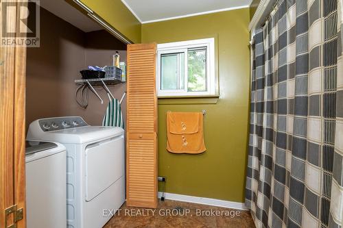 18224 Telephone Road, Quinte West, ON - Indoor Photo Showing Laundry Room