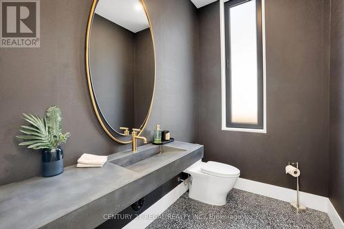 68 Royalavon Crescent, Toronto (Islington-City Centre West), ON - Indoor Photo Showing Bathroom