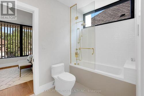 68 Royalavon Crescent, Toronto (Islington-City Centre West), ON - Indoor Photo Showing Bathroom