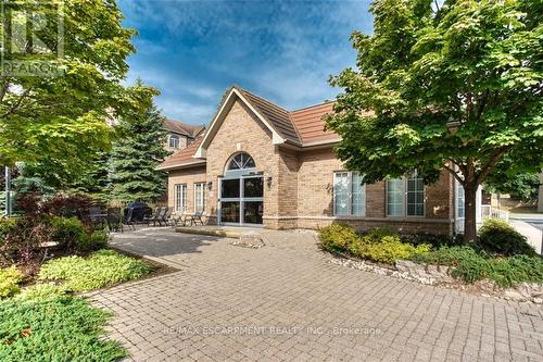 104 E - 216 Plains Road W, Burlington, ON - Outdoor