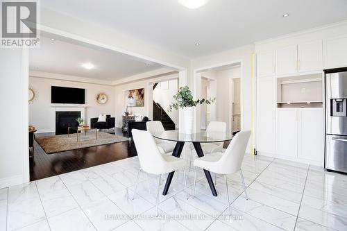 7 Fanning Trail, Brampton (Toronto Gore Rural Estate), ON - Indoor Photo Showing Dining Room