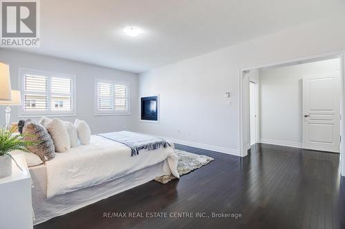 7 Fanning Trail, Brampton (Toronto Gore Rural Estate), ON - Indoor Photo Showing Bedroom