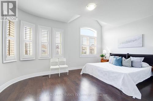 7 Fanning Trail, Brampton (Toronto Gore Rural Estate), ON - Indoor Photo Showing Bedroom