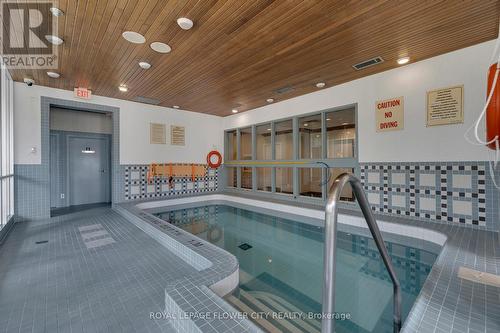 Uph02 - 880 Dundas Street, Mississauga (Erindale), ON - Indoor Photo Showing Other Room With In Ground Pool