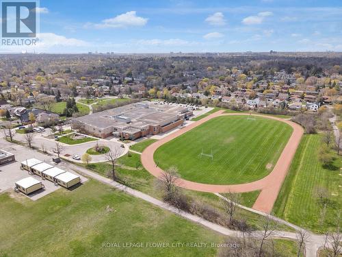 Uph02 - 880 Dundas Street, Mississauga (Erindale), ON - Outdoor With View