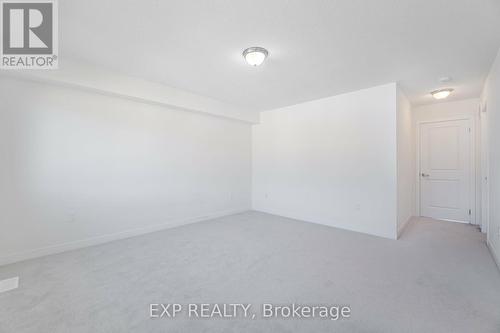 1545 Rose Way, Milton (Cobban), ON - Indoor Photo Showing Other Room