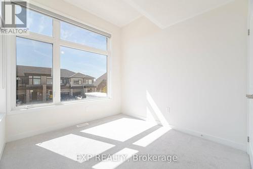 1545 Rose Way, Milton (Cobban), ON - Indoor Photo Showing Other Room