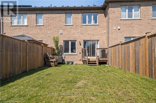 55 Sunset Way, Thorold, ON - Outdoor With Exterior