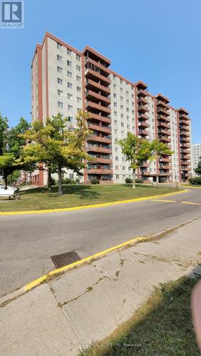 1211 - 50 Lotherton Pathway, Toronto (Yorkdale-Glen Park), ON - Outdoor With Facade