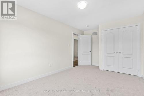 240 Eastbridge Avenue E, Welland, ON - Indoor Photo Showing Other Room