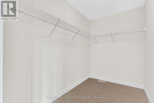 240 Eastbridge Avenue E, Welland, ON - Indoor With Storage