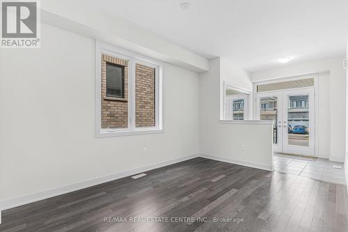 240 Eastbridge Avenue E, Welland, ON - Indoor Photo Showing Other Room