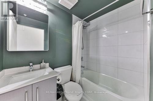 1806 - 15 Queen Street S, Hamilton, ON - Indoor Photo Showing Bathroom