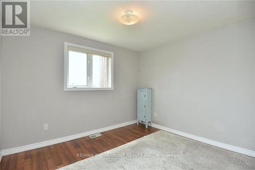 27 Dalia Avenue, Hamilton, ON - Indoor Photo Showing Other Room