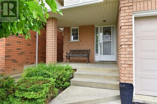 27 Dalia Avenue, Hamilton (Eleanor), ON - Outdoor