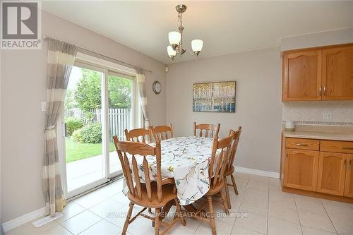 27 Dalia Avenue, Hamilton, ON - Indoor Photo Showing Dining Room