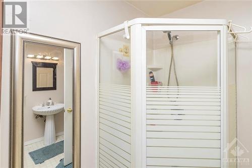 102 Barclay Street, Carleton Place, ON - Indoor Photo Showing Bathroom