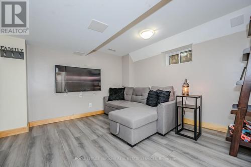 54 Gretna Drive, Brampton (Northwood Park), ON - Indoor Photo Showing Living Room