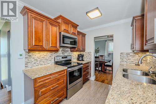 54 Gretna Drive, Brampton (Northwood Park), ON - Indoor Photo Showing Kitchen With Double Sink