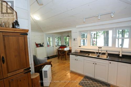 32 Fire Route 15B, Havelock-Belmont-Methuen, ON - Indoor Photo Showing Kitchen With Double Sink