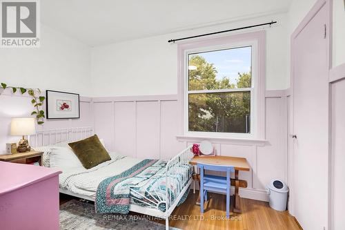 32 David Street, London, ON - Indoor Photo Showing Bedroom