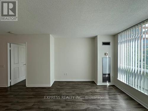 914 - 942 Yonge Street, Toronto, ON - Indoor Photo Showing Other Room