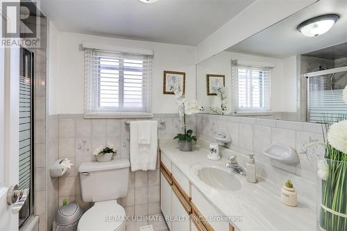 19 Grace Street, Toronto (Trinity-Bellwoods), ON - Indoor Photo Showing Bathroom