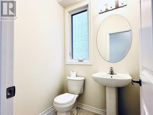 1025 Pisces Trail, Pickering, ON - Indoor Photo Showing Bathroom