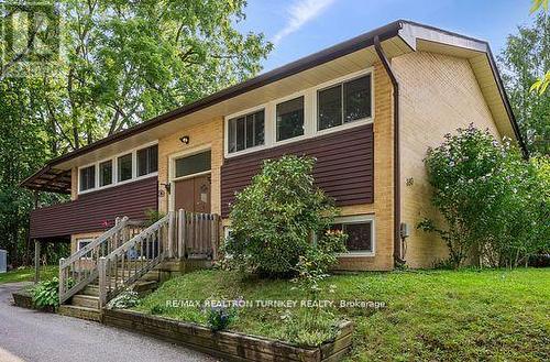 380 Penn Avenue, Newmarket (Bristol-London), ON - Outdoor