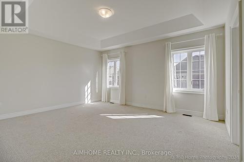 67 Menotti Drive, Richmond Hill, ON - Indoor Photo Showing Other Room