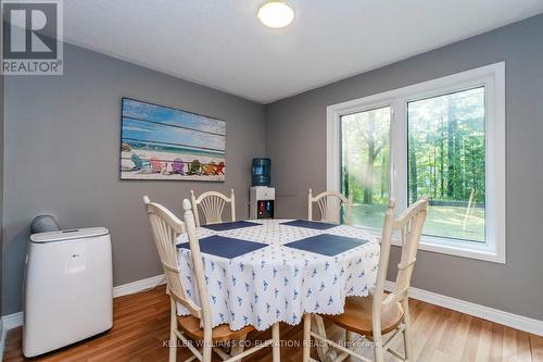 6 Monica Road, Tiny, ON - Indoor Photo Showing Dining Room