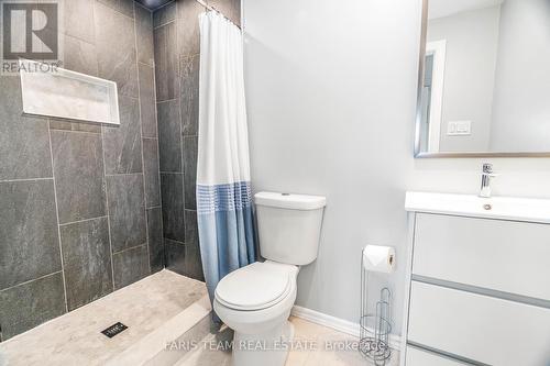 231 Atkinson Street, Clearview (Stayner), ON - Indoor Photo Showing Bathroom