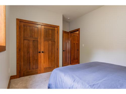 810 White Tail Drive, Rossland, BC - Indoor Photo Showing Bedroom