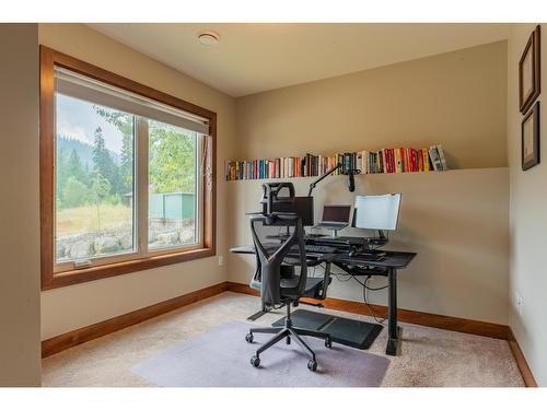 810 White Tail Drive, Rossland, BC - Indoor Photo Showing Office