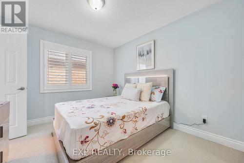 18 Prairie Creek Crescent, Brampton (Bram West), ON - Indoor Photo Showing Bedroom