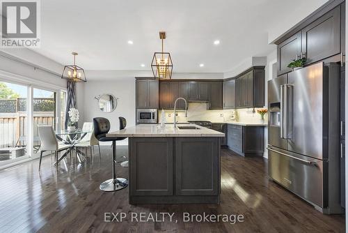 18 Prairie Creek Crescent, Brampton, ON - Indoor Photo Showing Kitchen