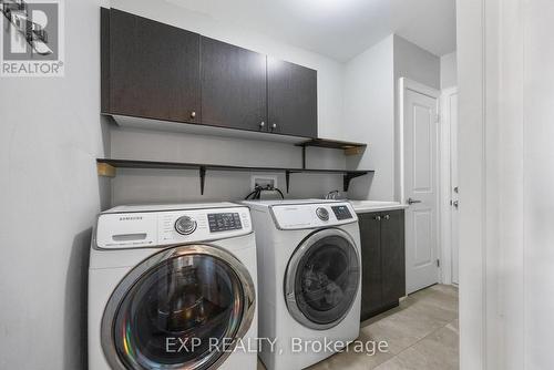 18 Prairie Creek Crescent, Brampton, ON - Indoor Photo Showing Laundry Room