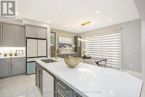 475 Violet Gate, Milton, ON - Indoor Photo Showing Kitchen