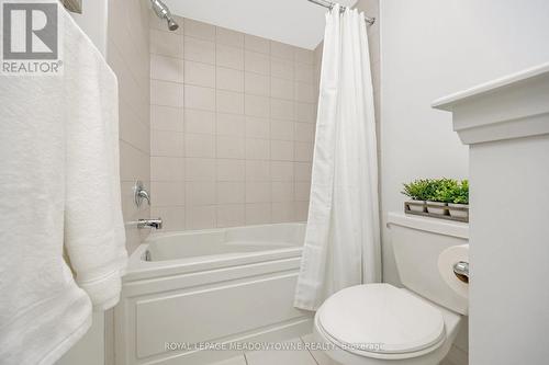 475 Violet Gate, Milton, ON - Indoor Photo Showing Bathroom