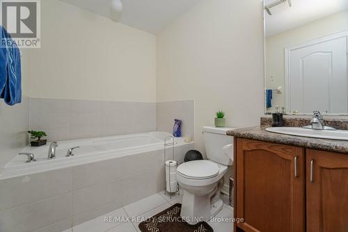 20 Vontress Street, Brampton (Sandringham-Wellington), ON - Indoor Photo Showing Bathroom