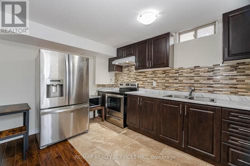 20 Vontress Street, Brampton, ON - Indoor Photo Showing Kitchen With Double Sink With Upgraded Kitchen