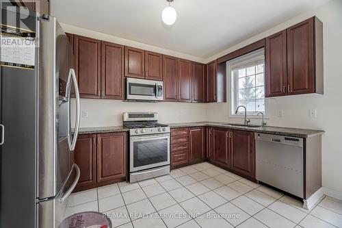 20 Vontress Street, Brampton, ON - Indoor Photo Showing Kitchen