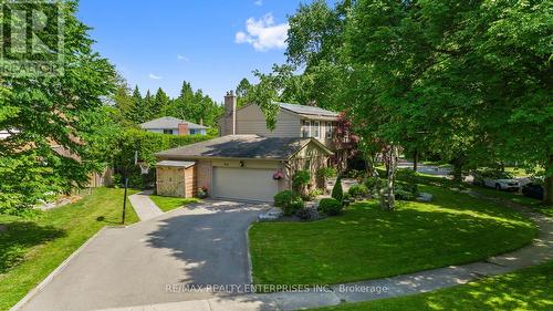 996 Cresthampton Lane, Mississauga, ON - Outdoor