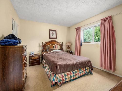 2115 Cumberland Rd, Courtenay, BC 