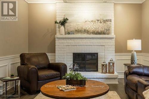 203 Bluebell Crescent, Hamilton, ON - Indoor Photo Showing Living Room With Fireplace