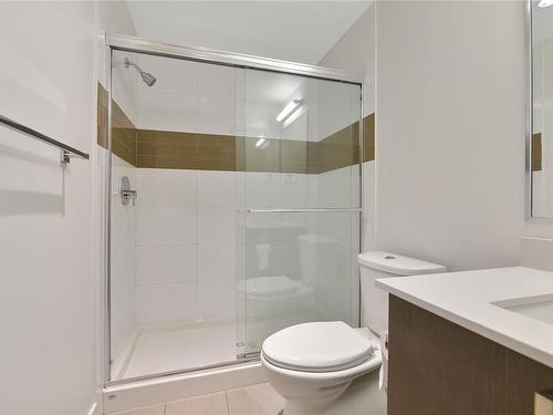 311-290 Wilfert Rd, View Royal, BC - Indoor Photo Showing Bathroom