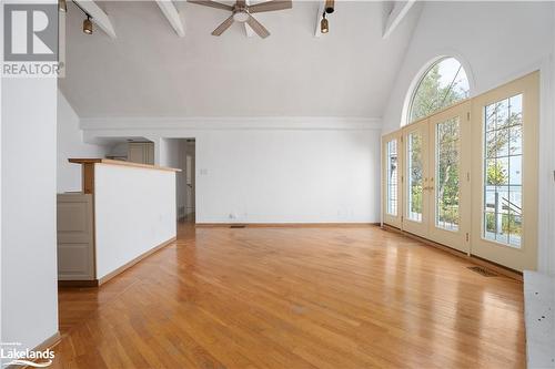 86 Lakeshore Drive, Thornbury, ON - Indoor Photo Showing Other Room