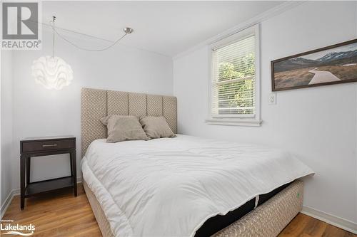 86 Lakeshore Drive, Thornbury, ON - Indoor Photo Showing Bedroom